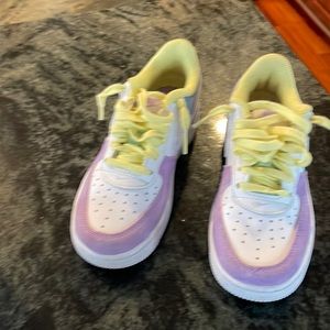 Girls Nike shoes size 12C